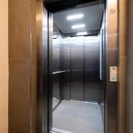 Mokos Modern Apartment *